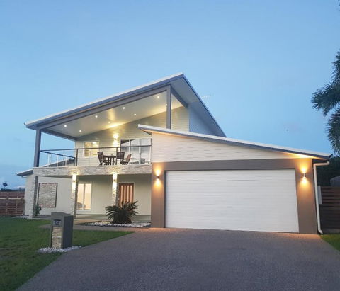 Modern Luxury Ocean Views - Gold Coast 4U 0