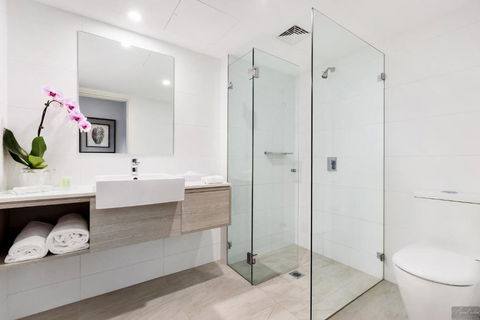 Miramare Gardens Boutique Accommodation - Gold Coast 4U 2