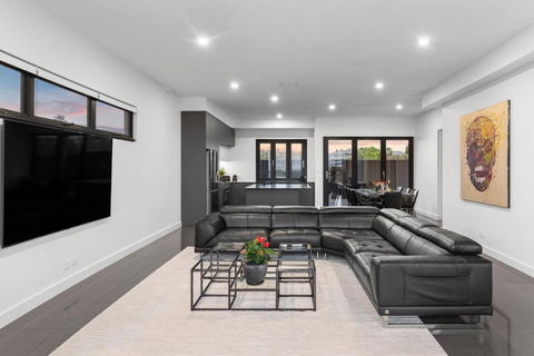 Moana Sands - Luxury Beachfront - Gold Coast 4U 3