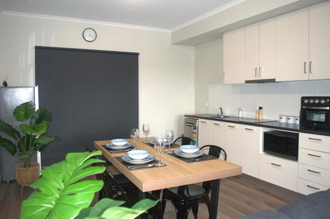 Modern Apartment In Roxby Downs - Accommodation Gold Coast 3