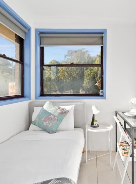 Modern Single Room - Nearby Stations & Eateries - Shared Bathroom - 1 Gold Coast 3