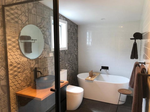 Mole Creek Hideaway - 1 Gold Coast 1