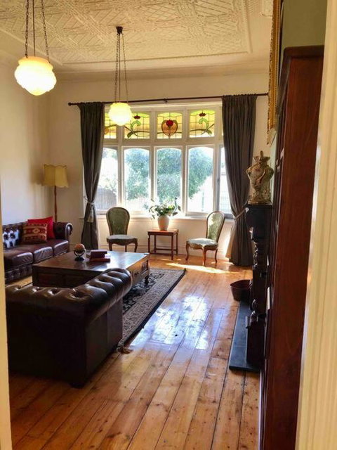 Montreux On High Country Feel Just 5 Minutes From Geelong CBD - Accommodation Gold Coast 0