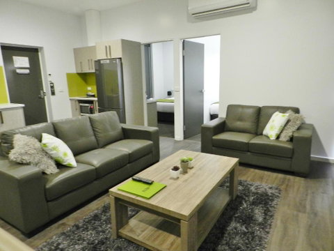 Motel 24 - Accommodation Gold Coast 2