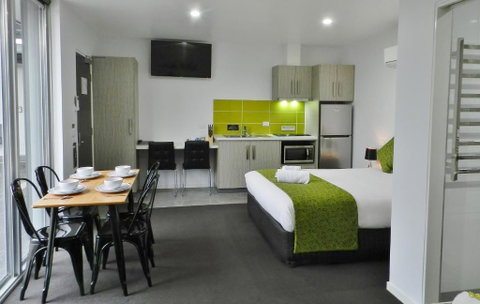 Motel 24 - Accommodation Gold Coast 3