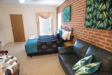 Motel Views Yackandandah - 1 Gold Coast 3