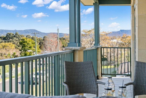 Mountain Views Milton - Accommodation Gold Coast 0