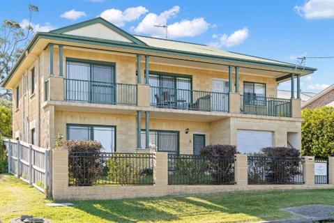 Mountain Views Milton - Accommodation Gold Coast 2