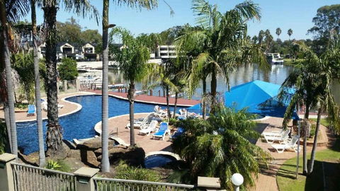 Mulwala Lakeside Apartment - Gold Coast 4U 3