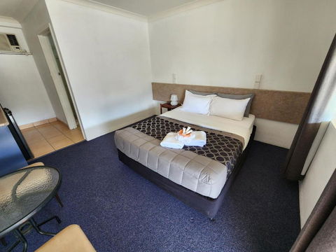 Nanango Star Motel - 1 Gold Coast 0