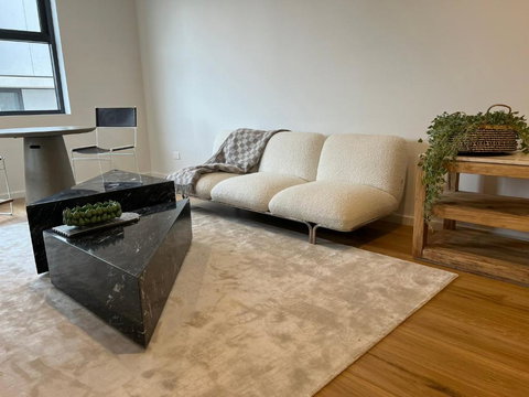 NEW BOUTIQUE 1bd Apt - Accommodation Gold Coast 2