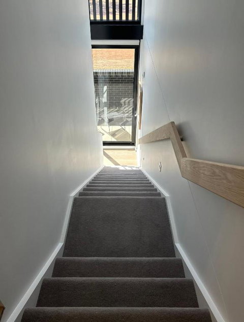 New & Modern Loft 1bd W/Pool&Gym - Accommodation Gold Coast 3