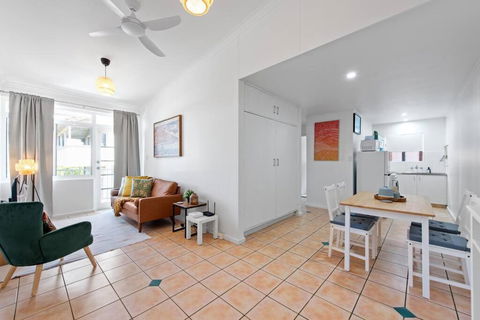 New Farm Nest- 2Bed 1Bath Balcony - Accommodation Gold Coast 0
