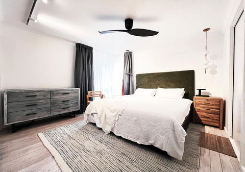 NEW Serene Modern Oasis - Accommodation Gold Coast 1
