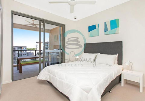 NEW - ZEN AT THE WATERFRONT - Luxury Waterfront Holiday Home For Families & Friends - Accommodation Gold Coast 2