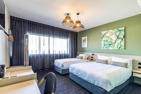 Nightcap At Commercial Hotel - Accommodation Gold Coast 0
