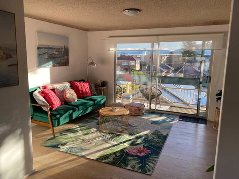 North Beach Getaway - Gold Coast 4U 0