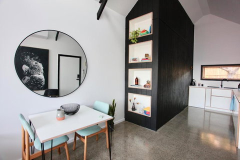 Nowra Studio Barn - 1 Gold Coast 1