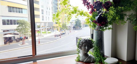 NYC Loft Brisbane, Free Parking! - Gold Coast 4U 1