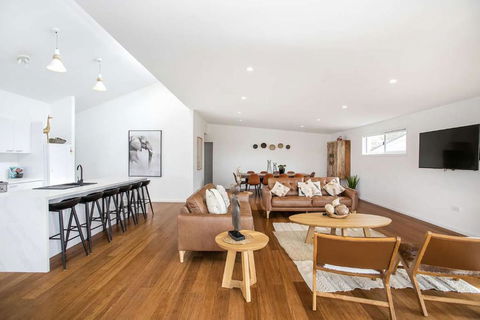 Ocean Blue - Accommodation Gold Coast 0