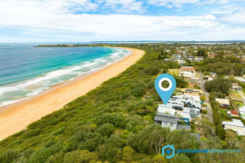 Ocean Dunes - Absolute Beachfront With Fireplace - Gold Coast 4U 3