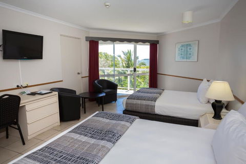Ocean International Hotel - Accommodation Gold Coast 2