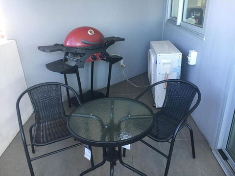 Ocean View 2 Bedroom Apartment - 1 Gold Coast 1