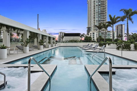 OCEAN Views In Beachside 2-Bedroom Unit - Q Stay - Accommodation Gold Coast 3