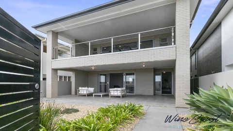 Oceanview Escape By Wine Coast Holidays - Accommodation Gold Coast 2