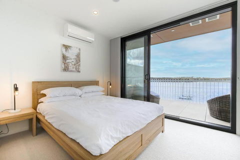OHANA - SeaHome - Accommodation Gold Coast 0
