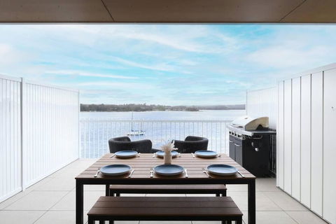 OHANA - SeaHome - Accommodation Gold Coast 2