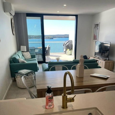 OHANA - SeaHome - Accommodation Gold Coast 1
