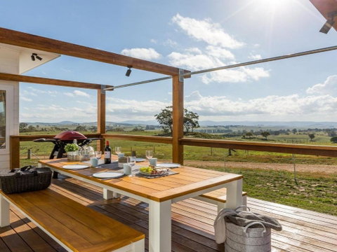 On A Hill - Accommodation Gold Coast 0