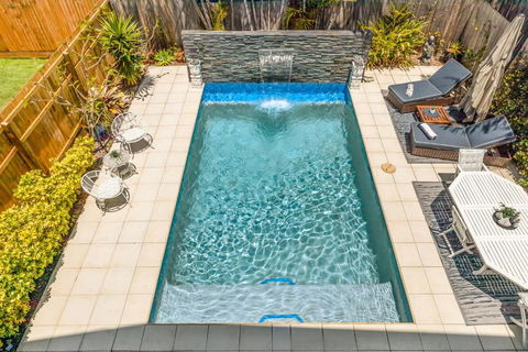 On Esplanade Own Flat & Pool, Manly Cafe Precinct - 1 Gold Coast 2