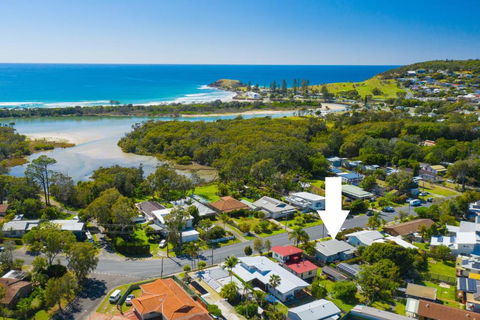 ONDINE, 4 Belmore Street - Accommodation Gold Coast 2