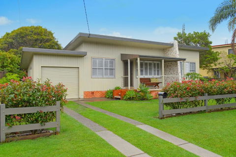 ONDINE, 4 Belmore Street - Accommodation Gold Coast 3