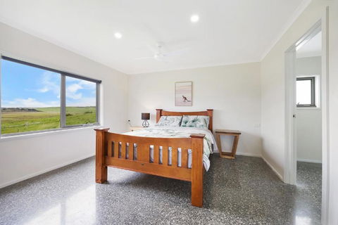 Otway Coastal Villas, 1 Bedroom Villa. - Gold Coast 4U 1