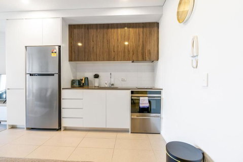 Parliamentary Triangle 1BR Apartment - Accommodation Gold Coast 2
