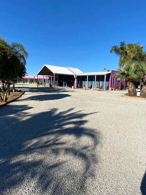 Paddle Steamer Motel - Gold Coast 4U 3