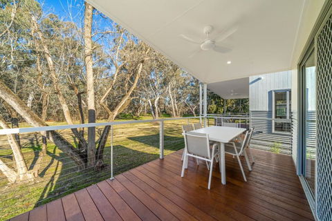 Painters Island Holiday Park - Accommodation Gold Coast 1