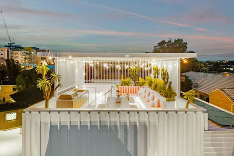 Palm Paradise: Luxury Villa Escape By The Beach - Accommodation Gold Coast 0