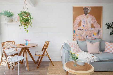 Palm Springs Oasis In Bateau Bay - Accommodation Gold Coast 0