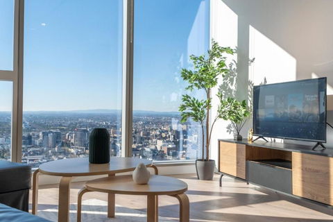 Panoramic View Highlevel 2brwest Side Swimgym - Accommodation Gold Coast 3