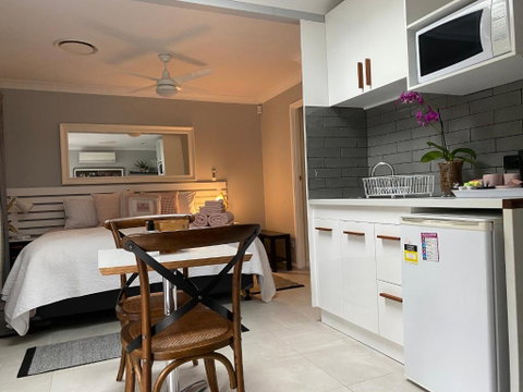 Paperbark Bed & Breakfast - Accommodation Gold Coast 1