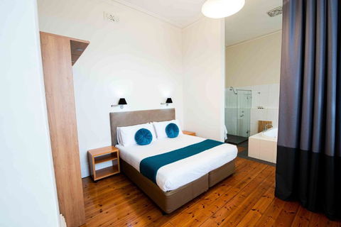 Park Hotel - Accommodation Gold Coast 3