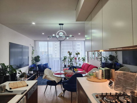 Parramatta Shared Apartment,gym,swimming Pool - Accommodation Gold Coast 3