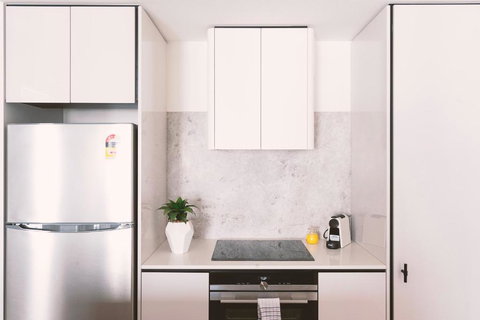 Patio Mt View 1BR Apt In CBD Near ANU And Museum With Free Parking And WiFi - Accommodation Gold Coast 2