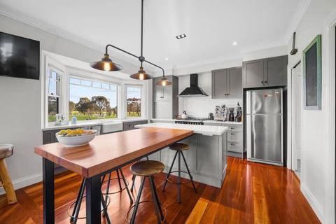 Peaceful Country Getaway - Gold Coast 4U 1