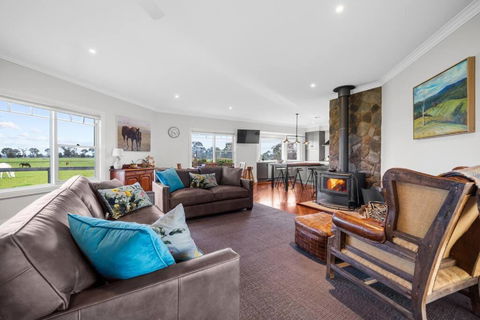 Peaceful Country Getaway - Gold Coast 4U 3