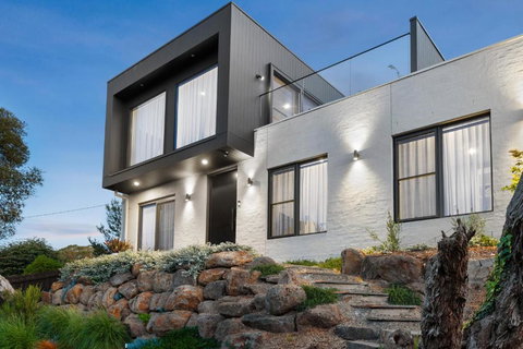 Panoramic Bayview Luxe - Accommodation Gold Coast 0